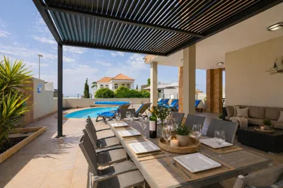 Villa Sol Costa Adeje Heated Pool Putting Green Sleeps 8 — foto 3