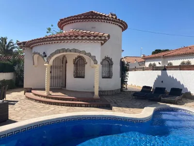 Villa Sonrisa de Oro - private swimming pool — photo 11