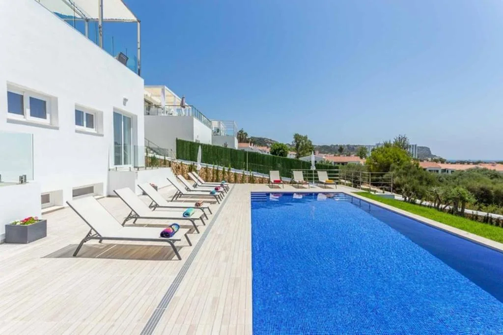 Villa Deluxe — Villa Sunrise by 3VILLAS