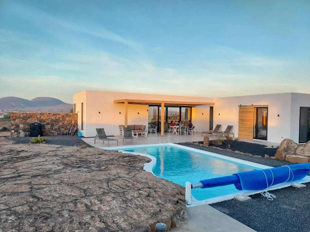Villa con 2 camere da letto — Villa Tabaiba en Lajares con Piscina