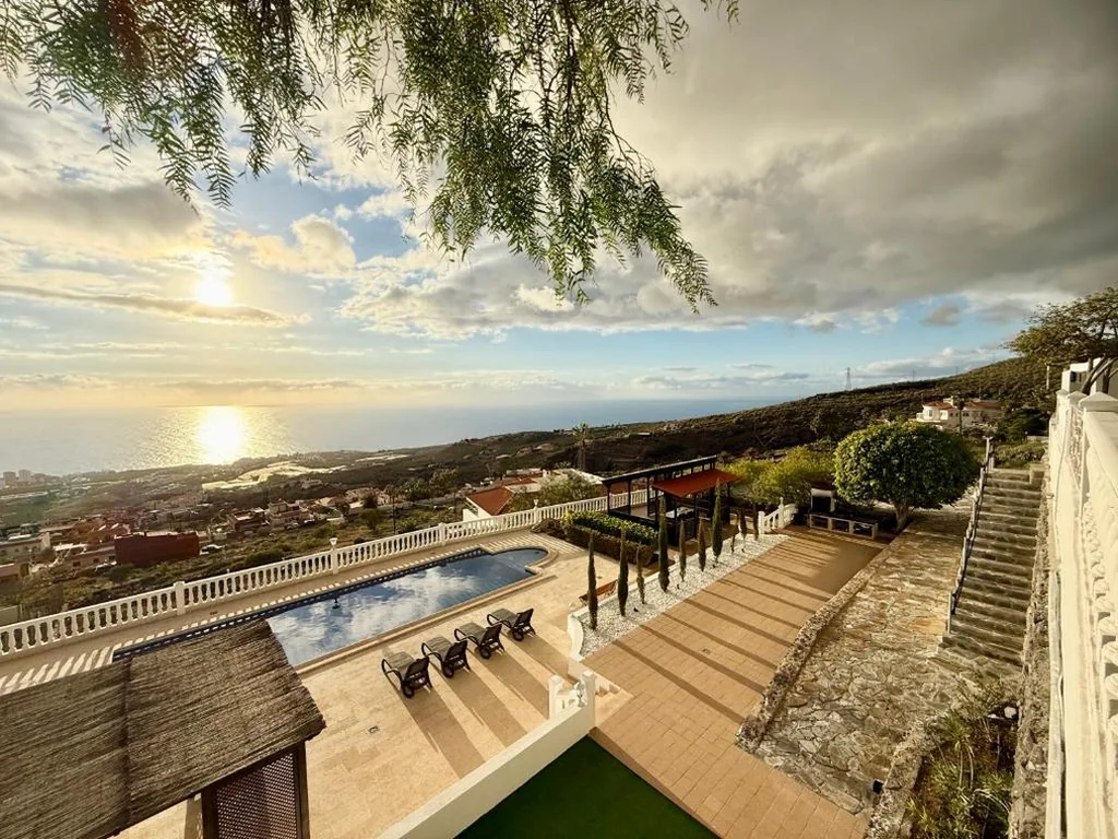 Villa con vistas al mar — Villa Tequila
