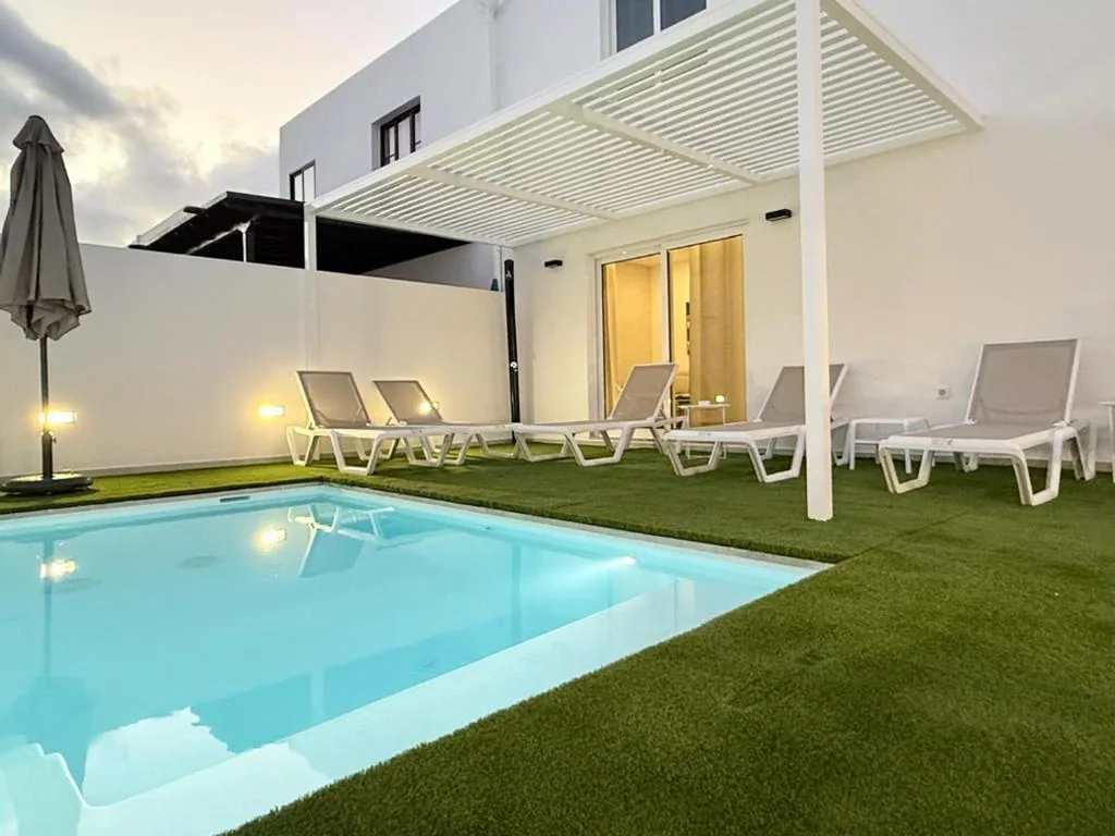 Villa — Villa Tiffany