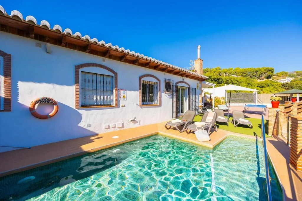 Villa — Villa Tinao