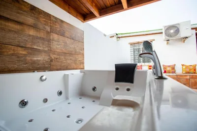 Villa Tokio con jacuzzi y piscina privada — 写真 3