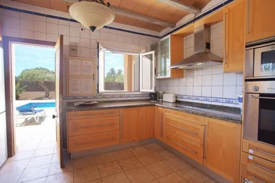 Villa Tom is near to Playa Den Bossa — foto 12