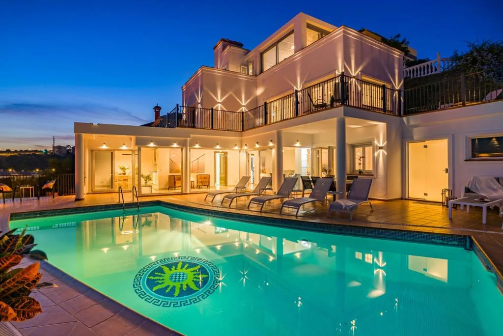Villa mit Meerblick — Villa Torremimosas