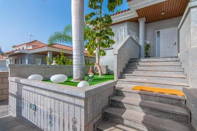 Villa Torriani with heated pool PH11 — foto 2