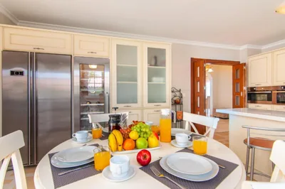 Villa Torriani with heated pool PH11 — foto 12