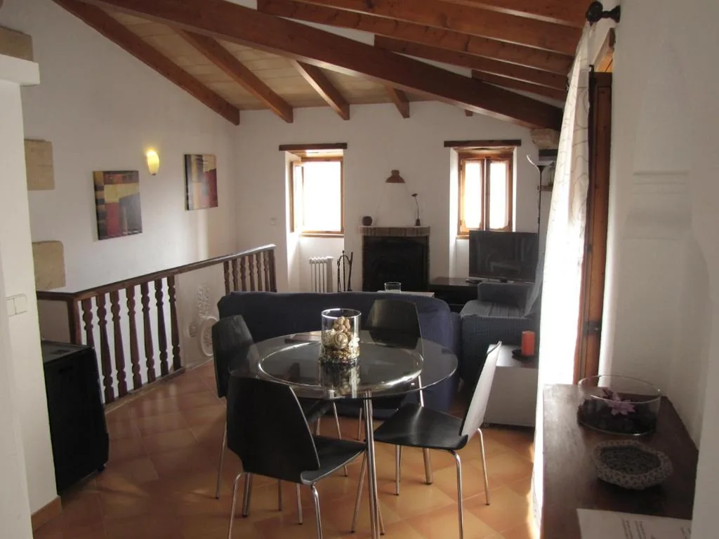Villa met privézwembad — Villa townhouse Calvario
