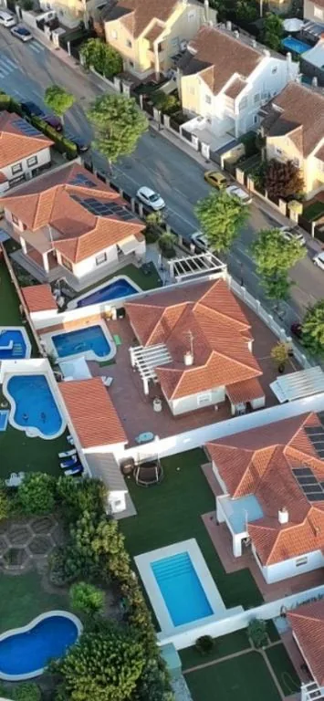 Villa TRIANA con piscina — foto 3