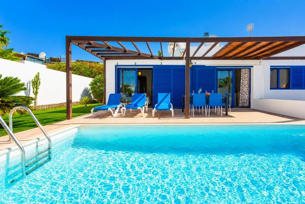 Villa — Villa Tropical