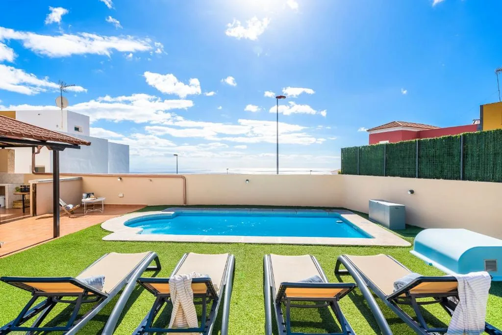 Villa Trueno Piscina Climatizada y Vistas by Summer-Villas
