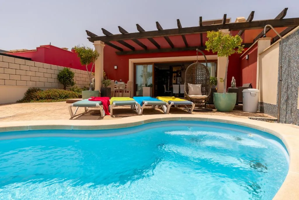 Villa — Villa V8