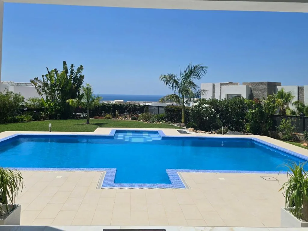 Villa — Villa Valeriya Vista al mar