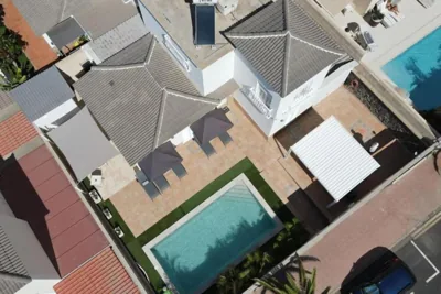 Villa Vanesa luxury private villa with a heated pool, 4 bedrooms and 4 bathrooms — photo 5