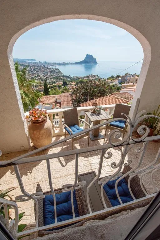 Camera quadrupla con vista mare — Villa Vista Calpe