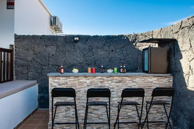 Villa Vista Reina - Luxury 6 Bedroom - Heated Pool- Views - Pool Table - Vista Lobos - Playa Blanca — foto 5