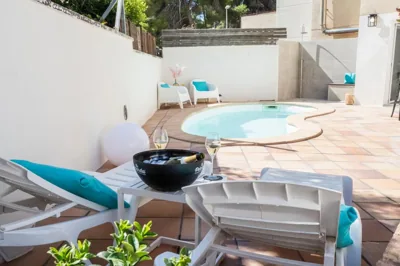 VILLA WINE & BEACH Design and Luxury in Cala Crancs — 写真 3