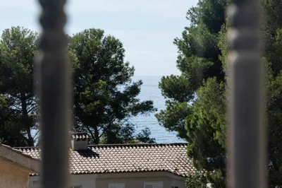 VILLA WINE & BEACH Design and Luxury in Cala Crancs — 写真 4