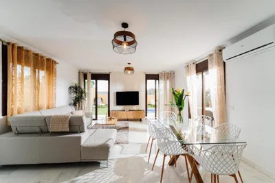 VILLA WITH 4 BEDROOMS AND PRIVATE HEATED POOL — foto 6