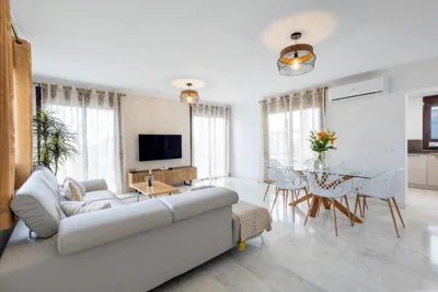 VILLA WITH 4 BEDROOMS AND PRIVATE HEATED POOL — foto 12