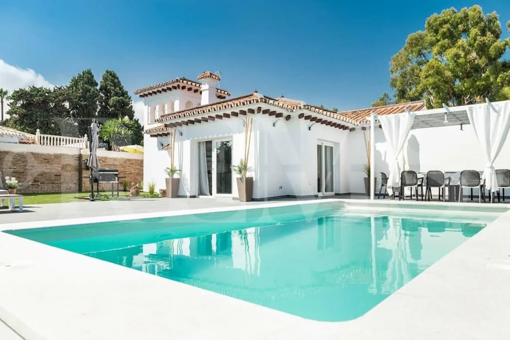 带私人泳池的别墅 — Villa with private heated Pool by the beach & port - Benalmadena by REMS