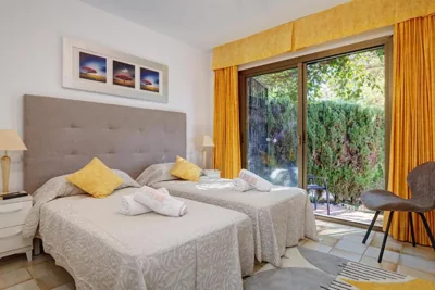Villa with private pool and garden in Marbella — Foto 8