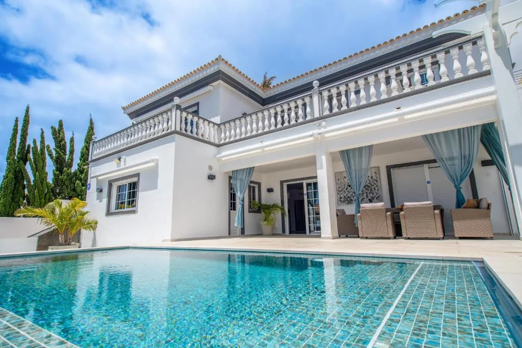 Villa — Villa Zion Tenerife with Heated Pool
