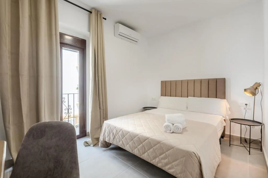 Quarto Duplo com varanda — Villamarta Boutique Rooms