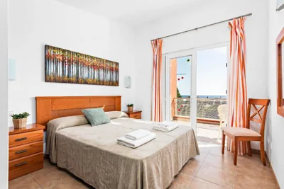 Villas Calan Bosch Emily by Escape Home — Foto 8