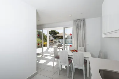 Villas Calan Bosch Tomi by Escape Home — foto 4