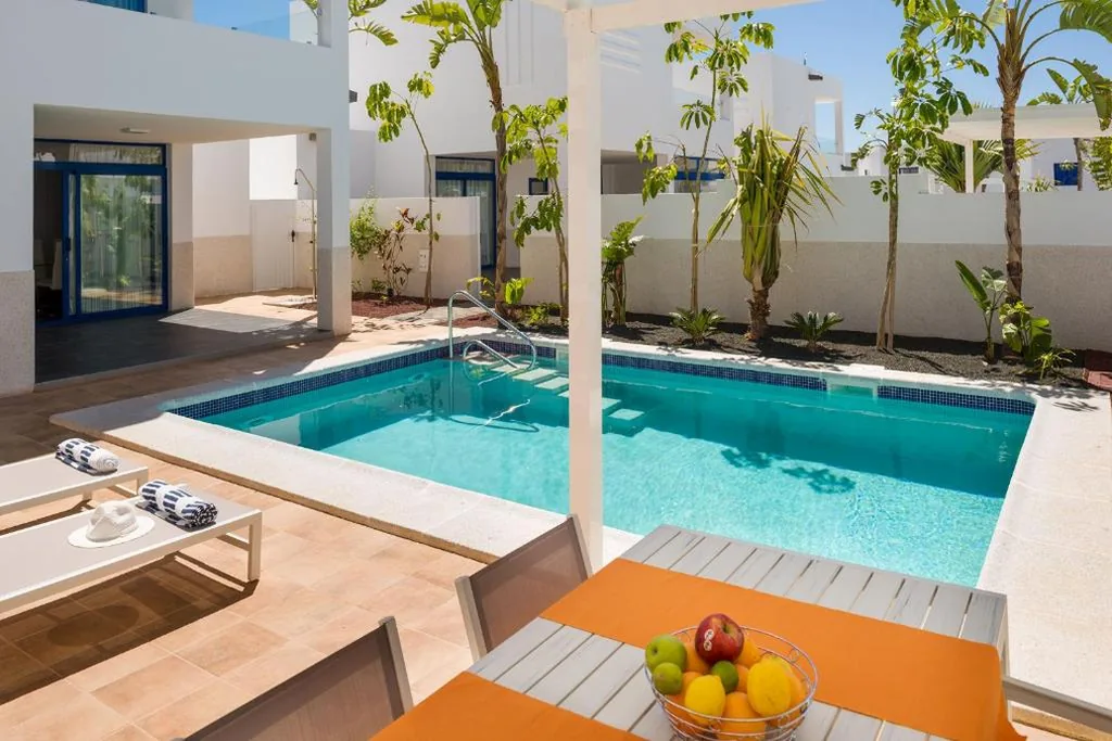2ベッドルーム・専用プール付きヴィラ — Villas de la Marina