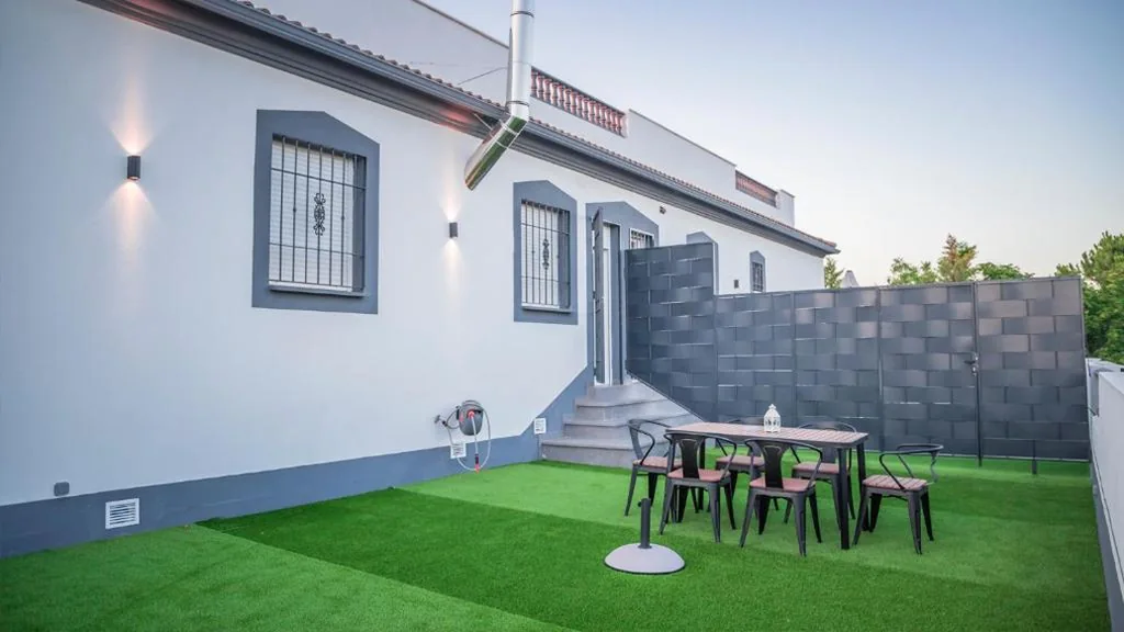 Apartamento de 2 dormitorios con terraza — Villas Del Acebuche