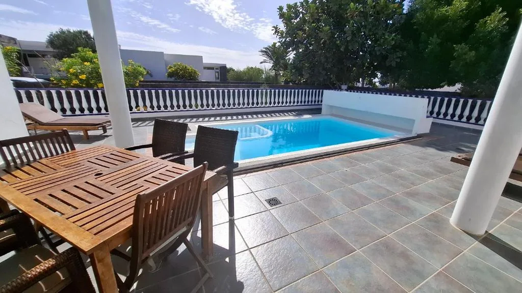 Villa con vistas al jardín — Villas del Mar. Viña y Cabrera
