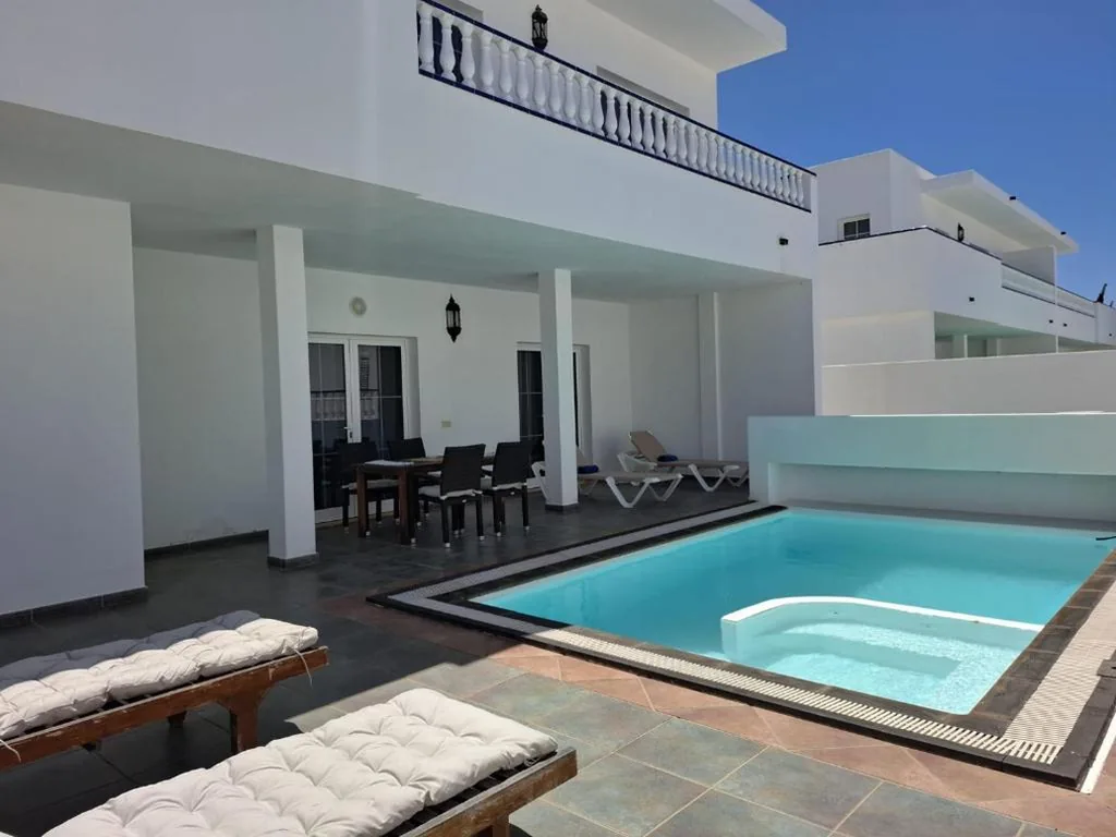 Villa de 2 dormitorios — Villas del Mar. Viña y Cabrera