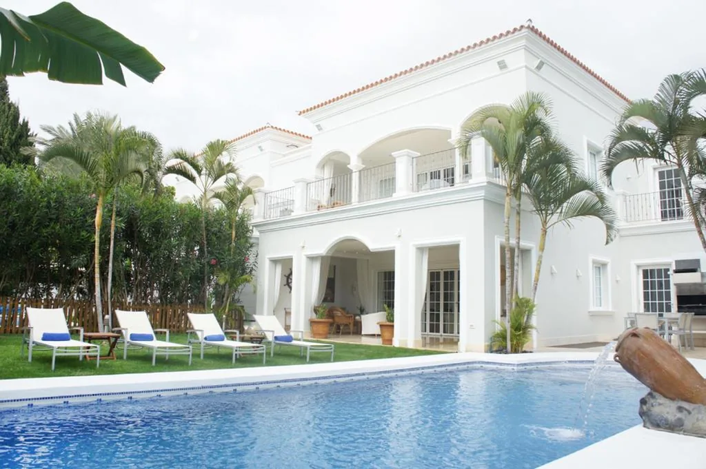 Villa Deluxe con piscina privada — Villas Espléndida