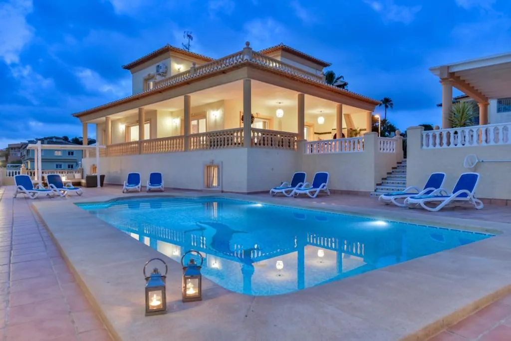 Villa — Villas Guzman - BELLISSIMA