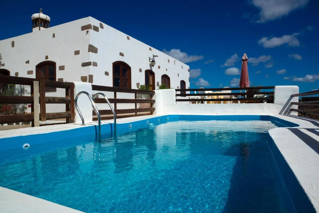 Villa — Villas Macher