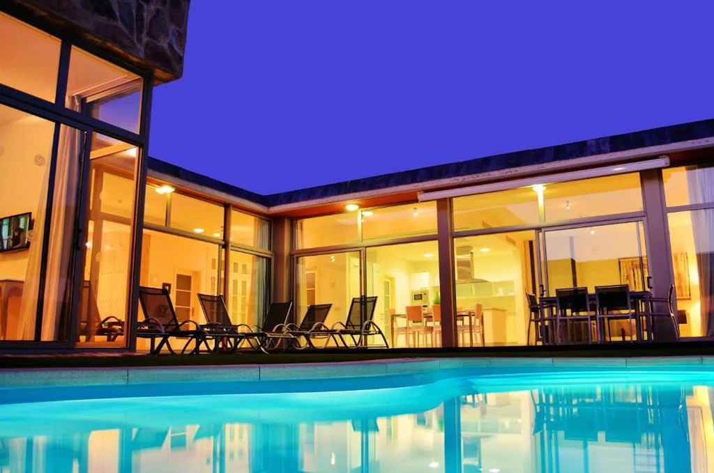 Villa mit 3 Schlafzimmern (für 4 bis 6 Erwachsene) — Villas Opal Anfi Tauro