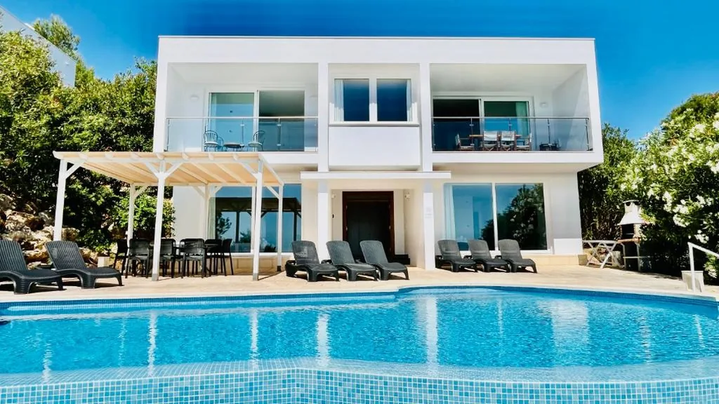 Villa avec vue sur la mer — Villas Tin Coves Noves