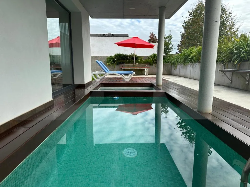 Villa com piscina privada — Villas Vairocana