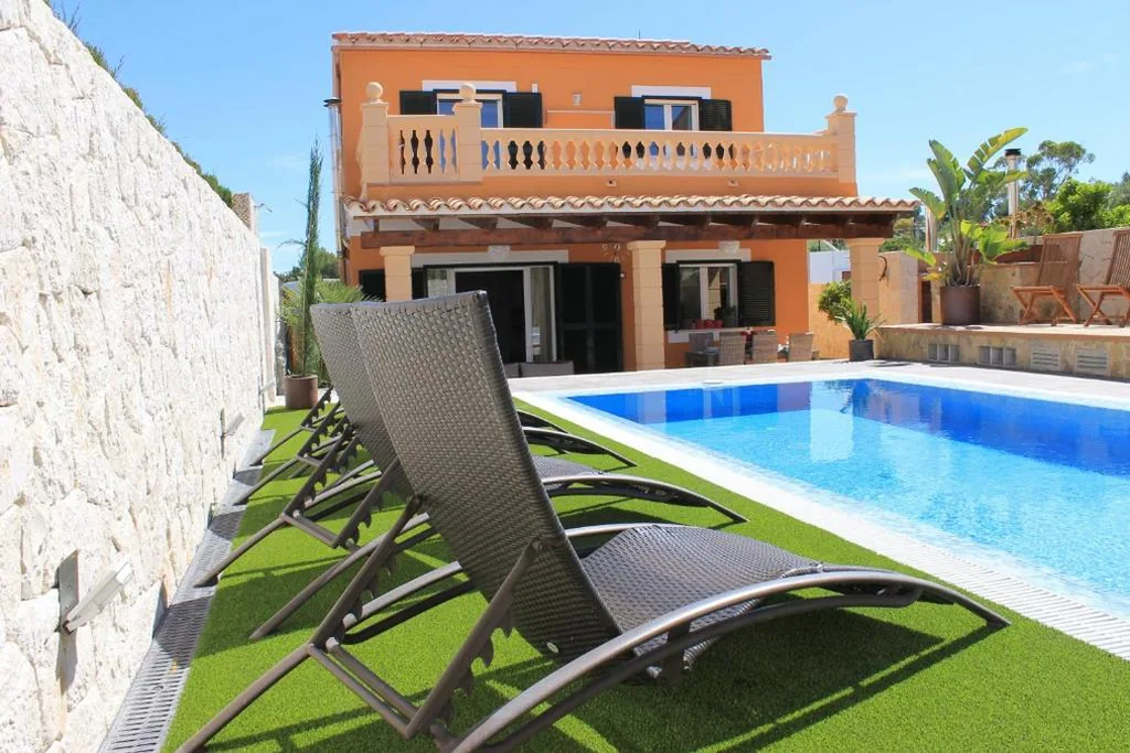 Deluxe Villa — Villas2meet Mallorca