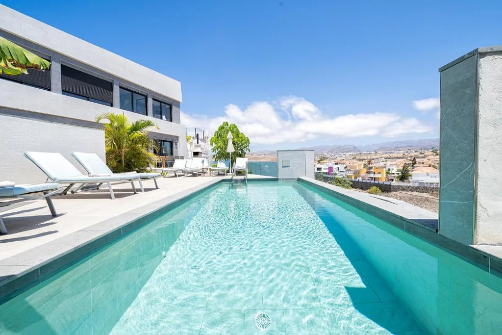 Villa — VillasRoyale Silvermoon - Serenity, Styled in Luxury!
