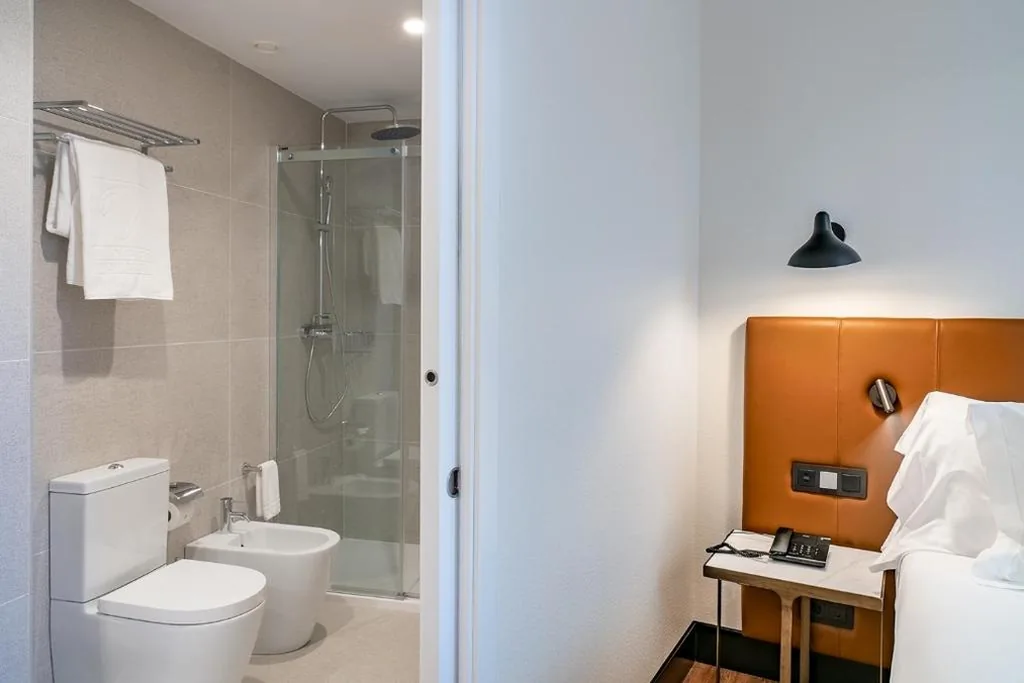 Junior suite met uitzicht op de rivier (3 volwassenen) — Vincci Consulado de Bilbao