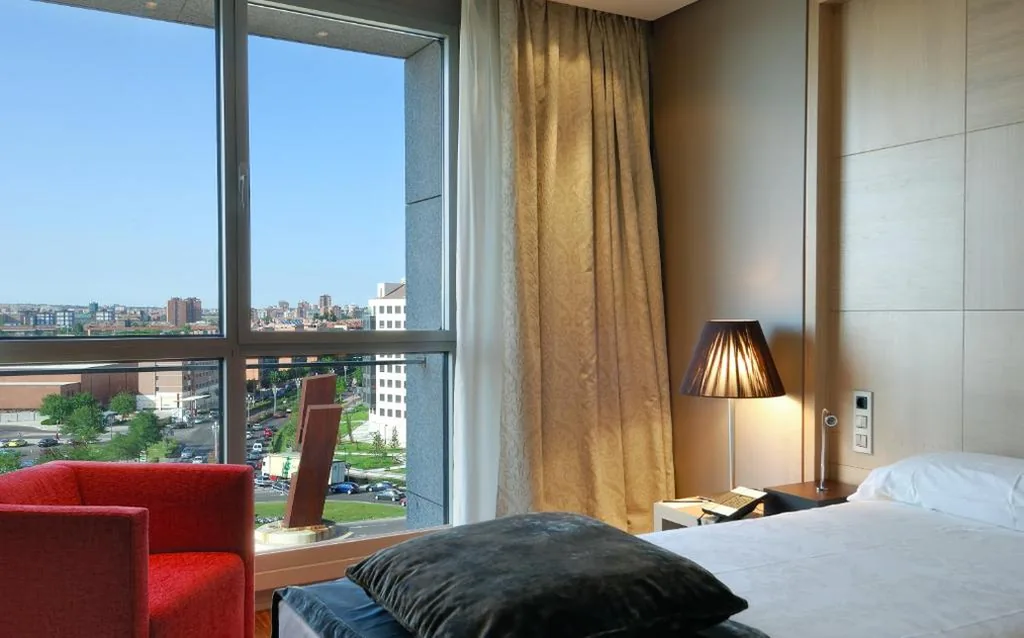 Habitación Doble Deluxe - 1 o 2 camas — Vincci Frontaura