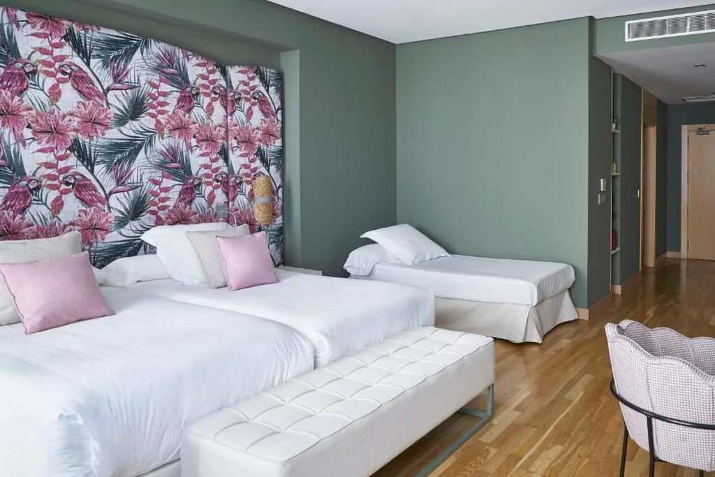 Quarto Duplo com cama extra (3 adultos) — Vincci Selección Posada del Patio