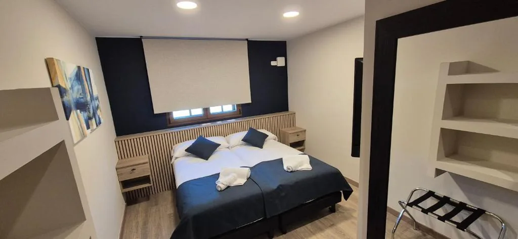 Tweepersoonskamer met 2 bedden — Vineam Hotel