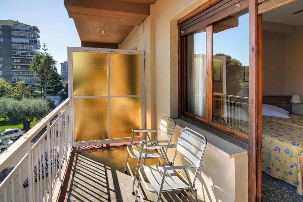 Doppelzimmer mit Zustellbett - 1 oder 2 Betten (3 Erwachsene) — Vista Alegre
