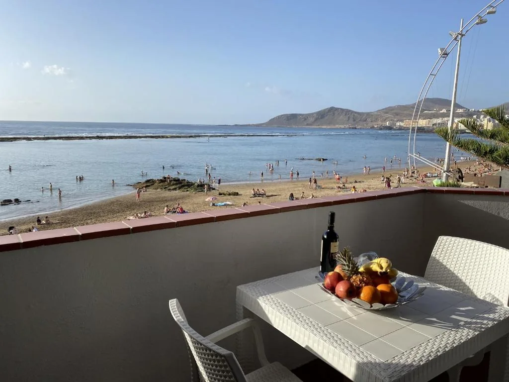 Apartment — Vista Dorada al mar balcón-Wifi By CanariasGetaway
