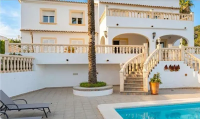 Vista Portet, sleeps 10, Private Pool, Sea Views, Squash, 1 km from El Portet beach — foto 2